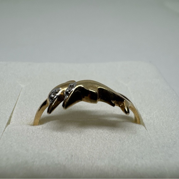 Vintage 10k Yellow Gold Dolphin Ring Size 8.75 Diamond Eyes Ocean Beach - Picture 5 of 12